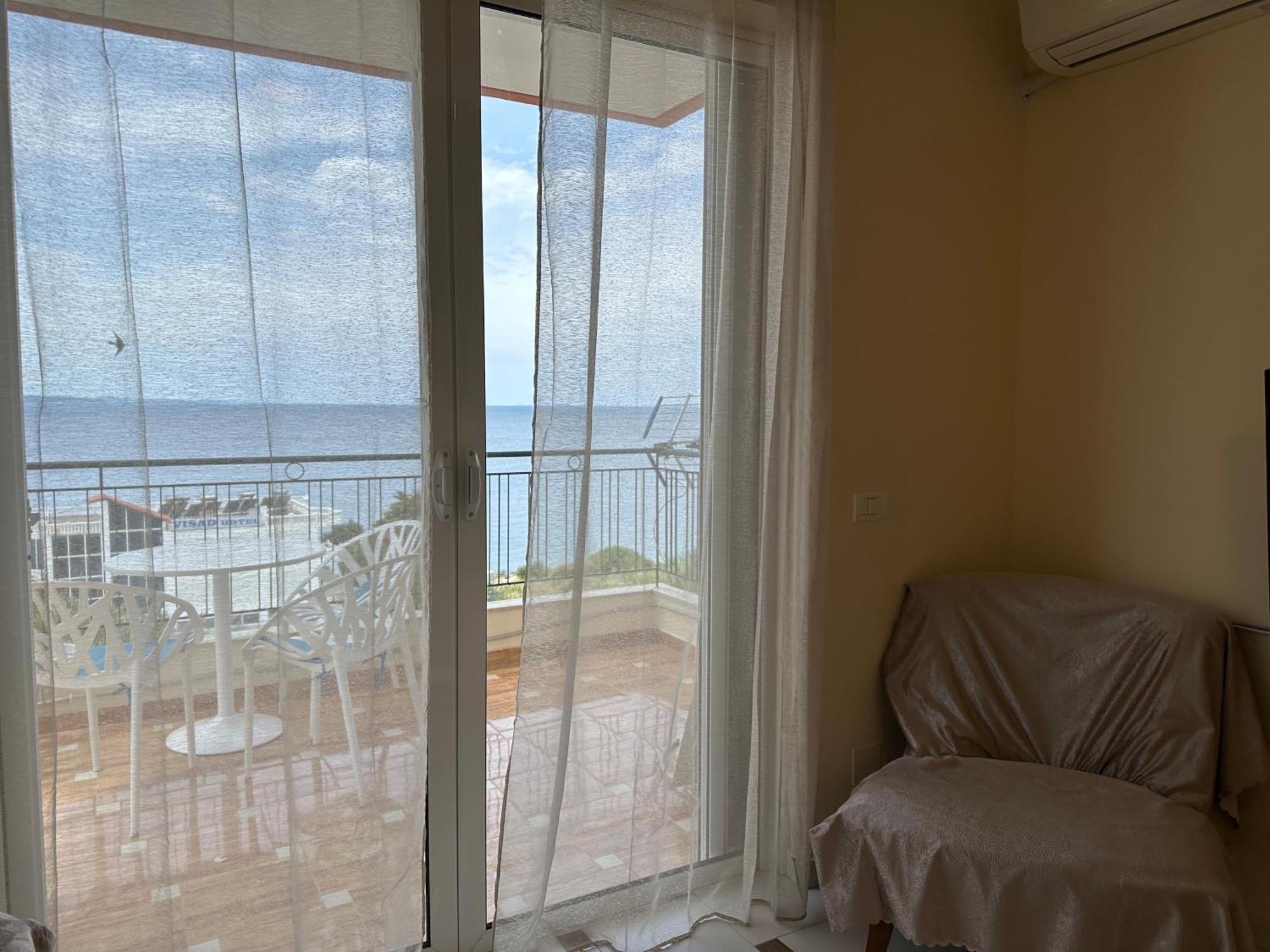 White Sea View Residence 2 Sarandë Exterior foto
